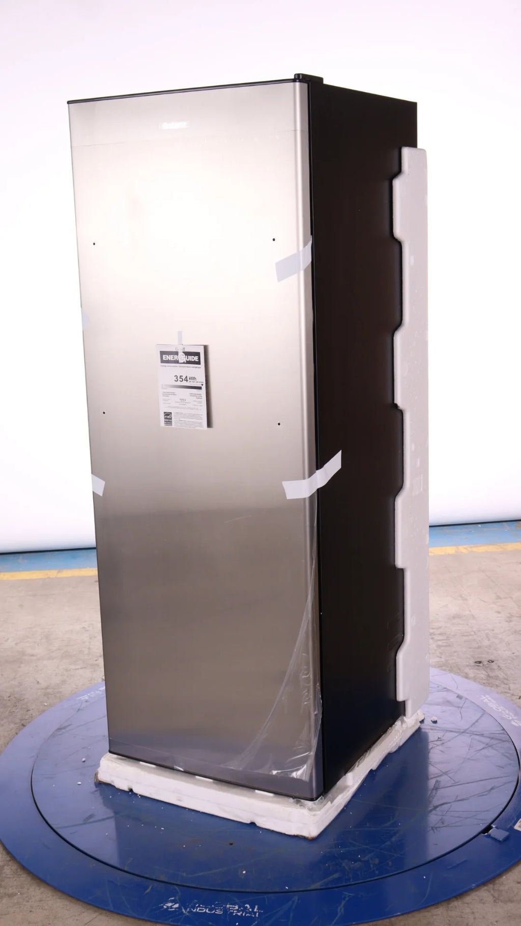 11 Cu.Ft. Stainless Steel Convertible Upright Freezer/Refrigerator Q1315