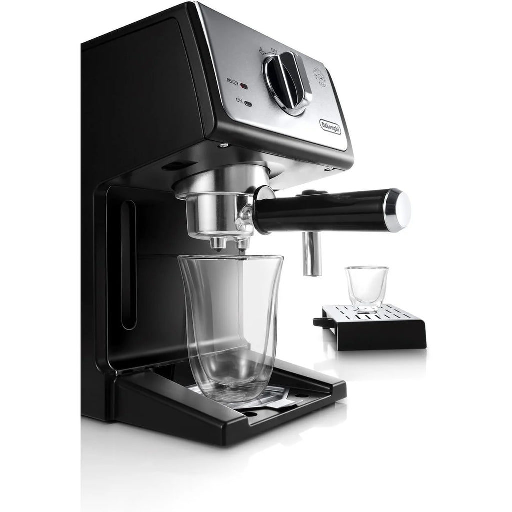 15-Bar Pump Espresso and Cappuccino Machine D698408