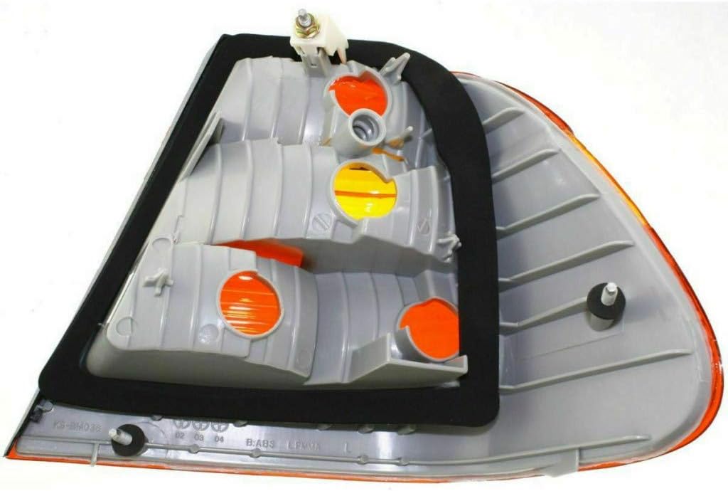 2002 2003 2004 2005 BMW 330i Tail Light Assembly Driver Side C767