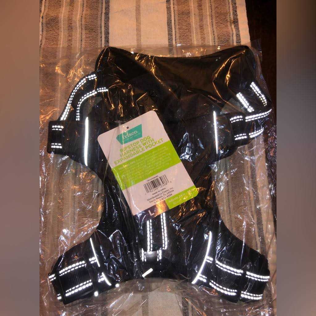 Ripstop Dog Harness with Expandable Pocket R7359