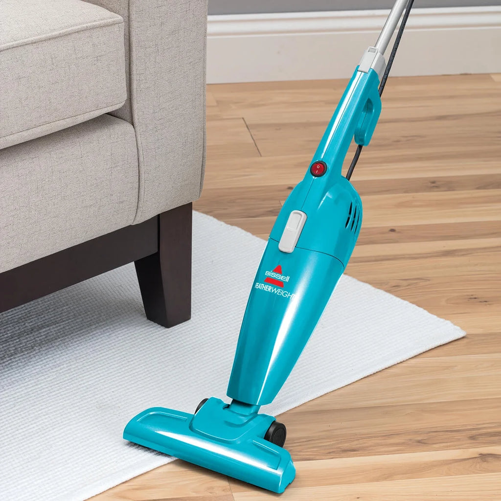 Lightweight Bagless Stick Vacuum V7520